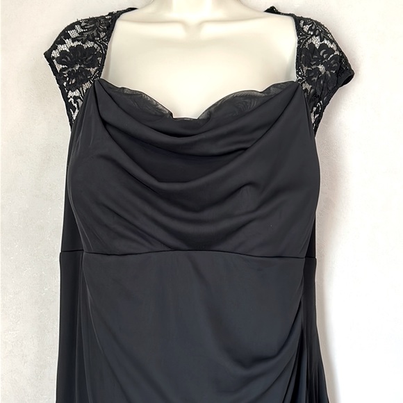 XSCAPE | FORMAL DRESS | SIZE 16W | BLACK CHIFFON - Picture 3 of 14